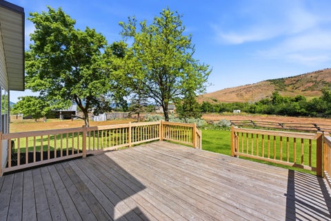 Tiny photo for 9664 E 400 S, Huntsville, UT 84317 (MLS # 2163936)