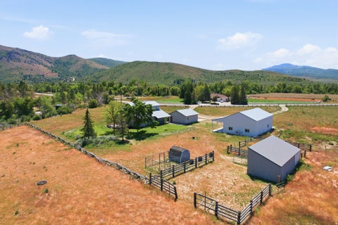 Tiny photo for 9664 E 400 S, Huntsville, UT 84317 (MLS # 2163936)
