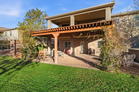 Tiny photo for 1025 N RUBY PL, Washington, UT 84780 (MLS # 2128601)