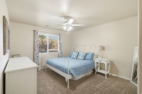 Tiny photo for 1025 N RUBY PL, Washington, UT 84780 (MLS # 2128601)
