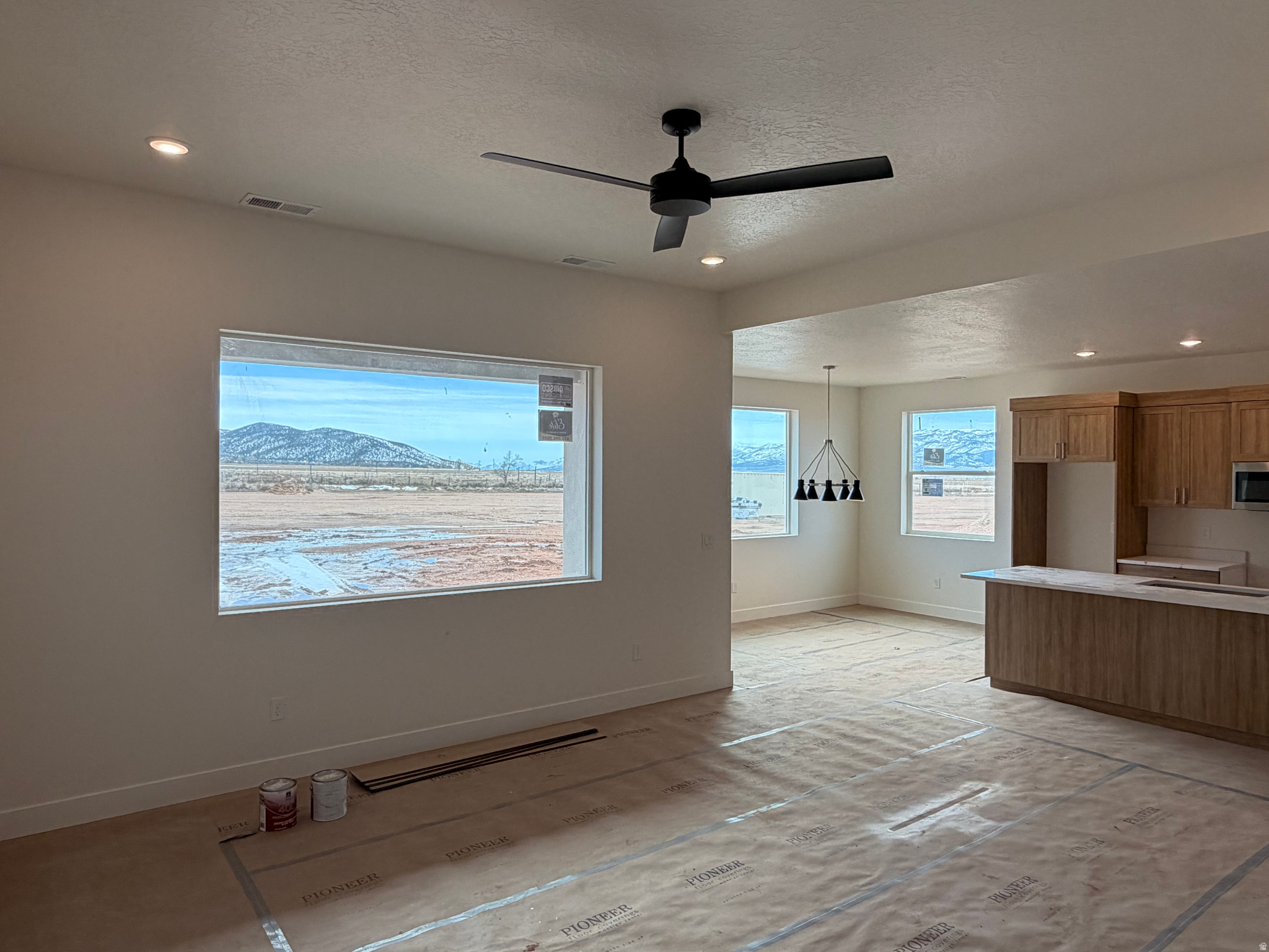 THE PRAIRIE AT BAUER MEADOWS - Residential