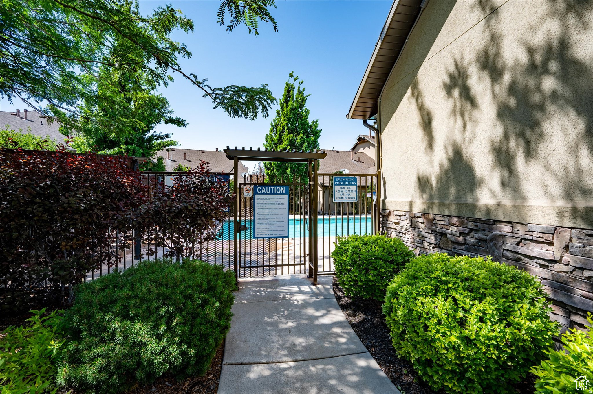 STONE CREEK - Residential
