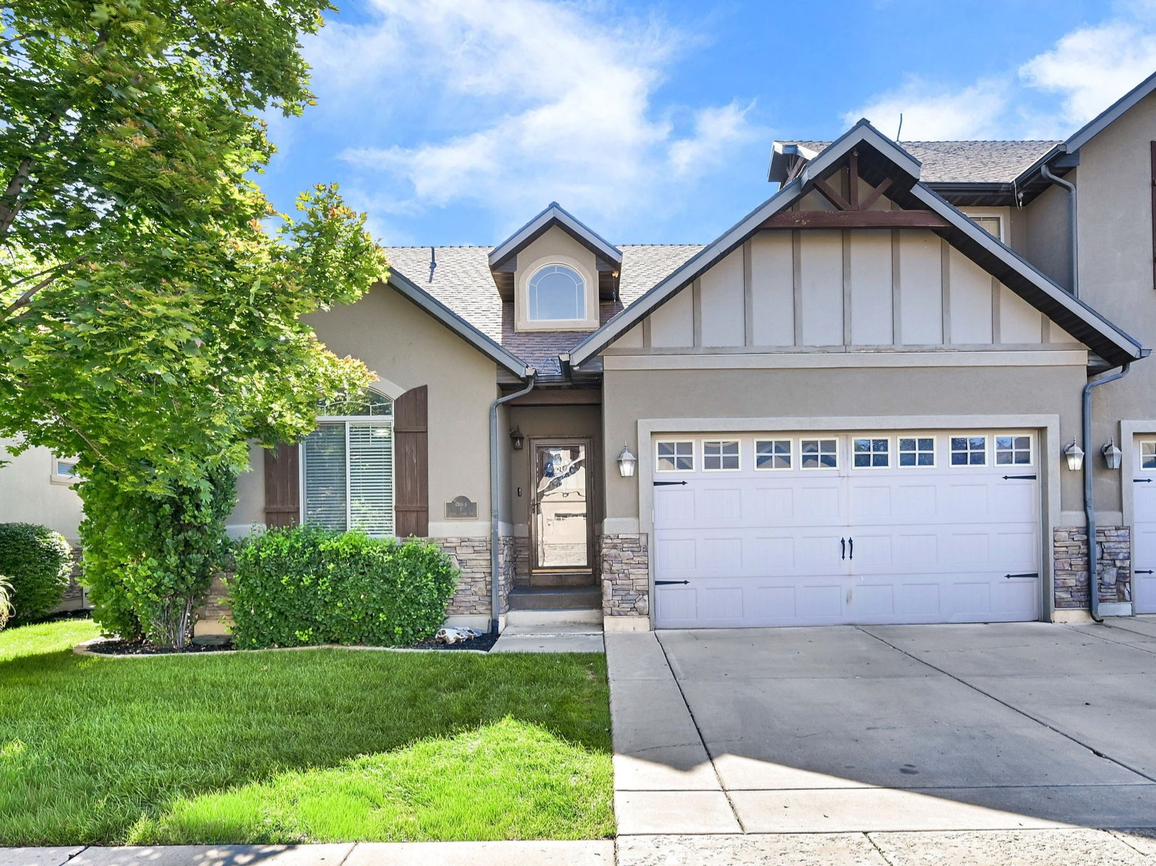 STONE CREEK - Residential