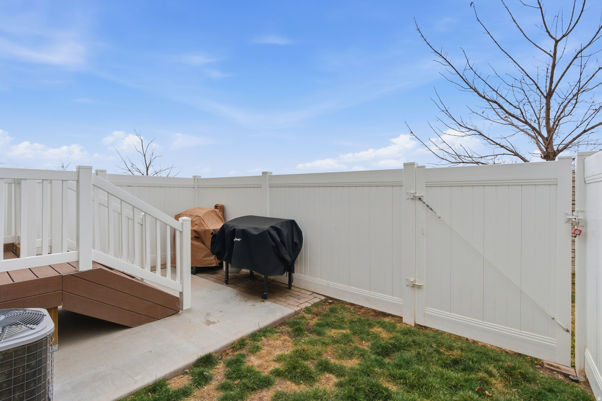 SPRING CREEK - Residential