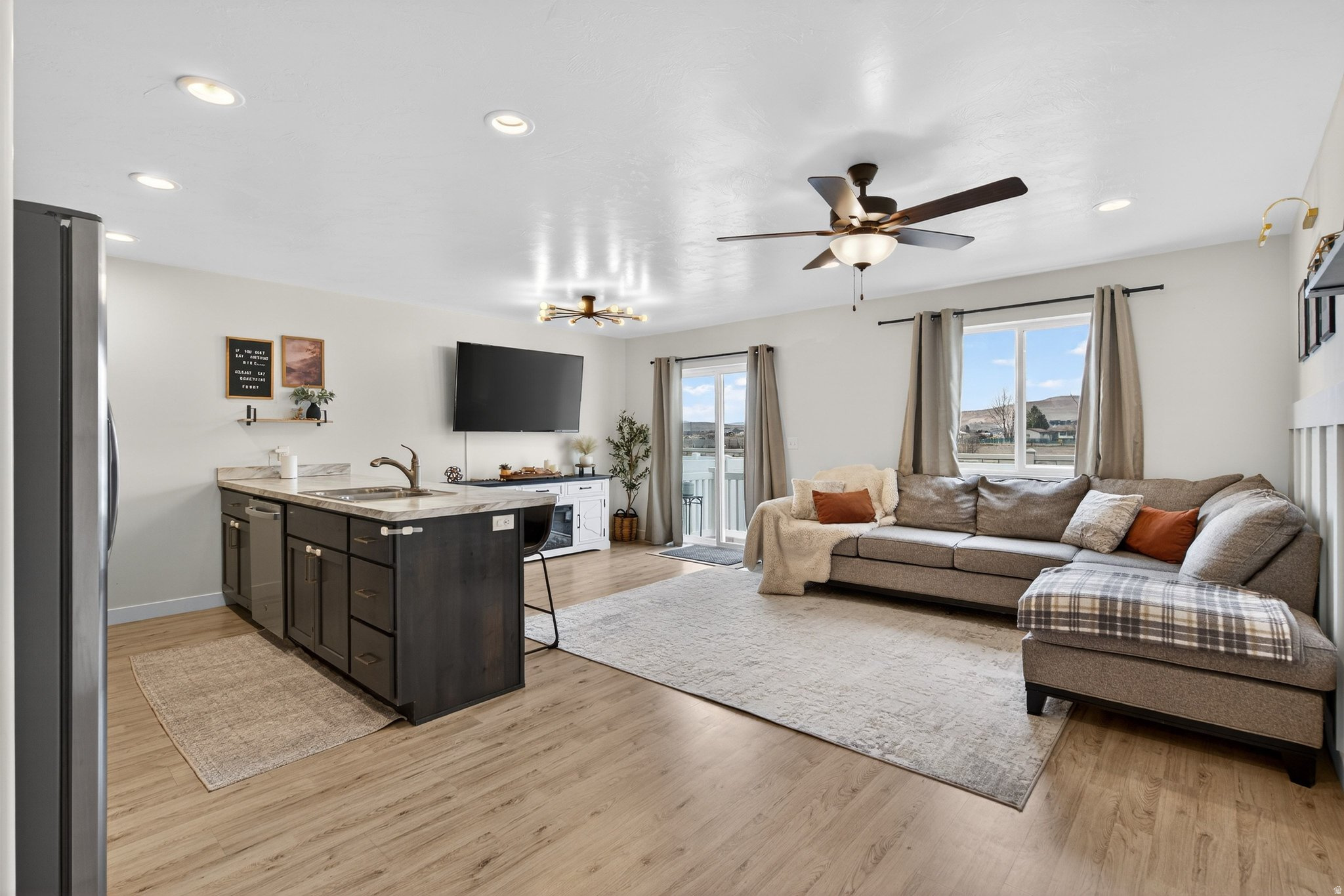 SPRING CREEK - Residential