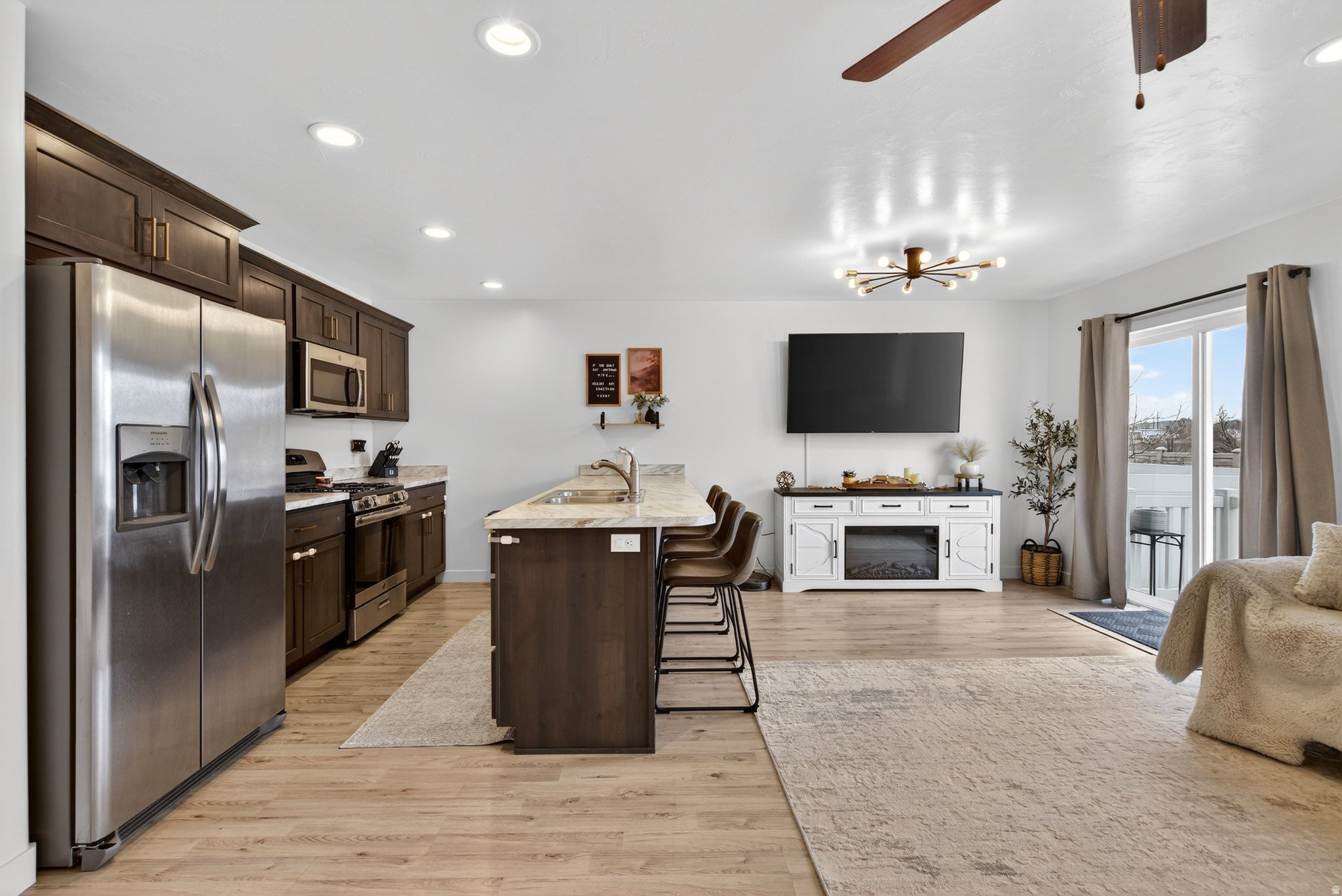 SPRING CREEK - Residential