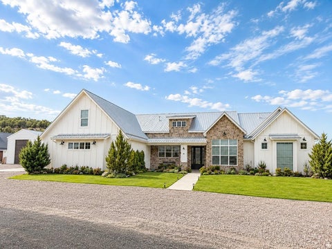 Homes For Sale - 30 S 500<br/> Enterprise, UT 84725