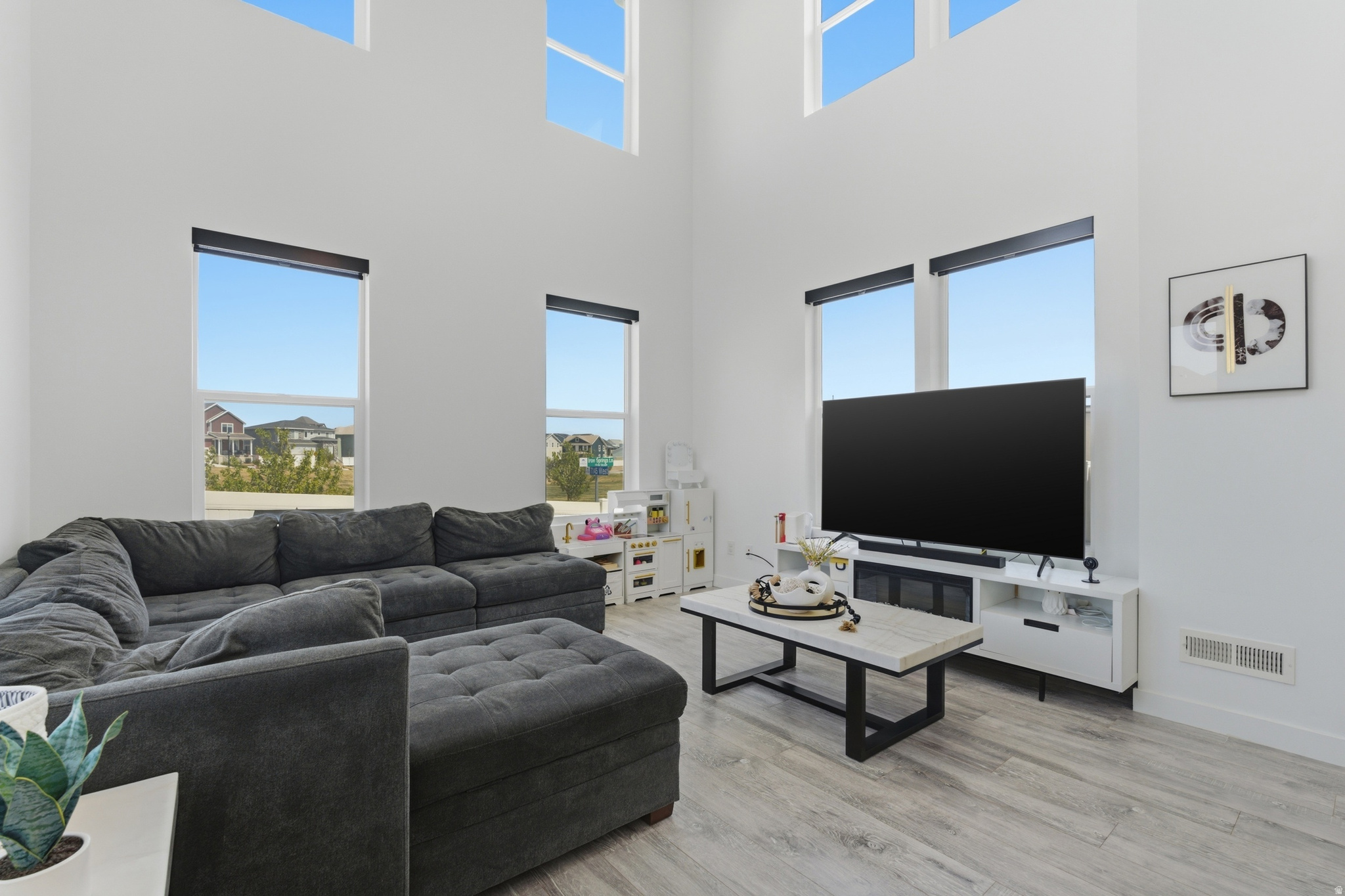 OQUIRRH - Residential