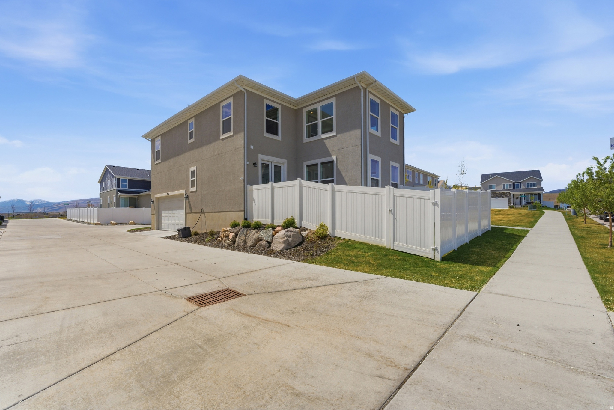 OQUIRRH - Residential