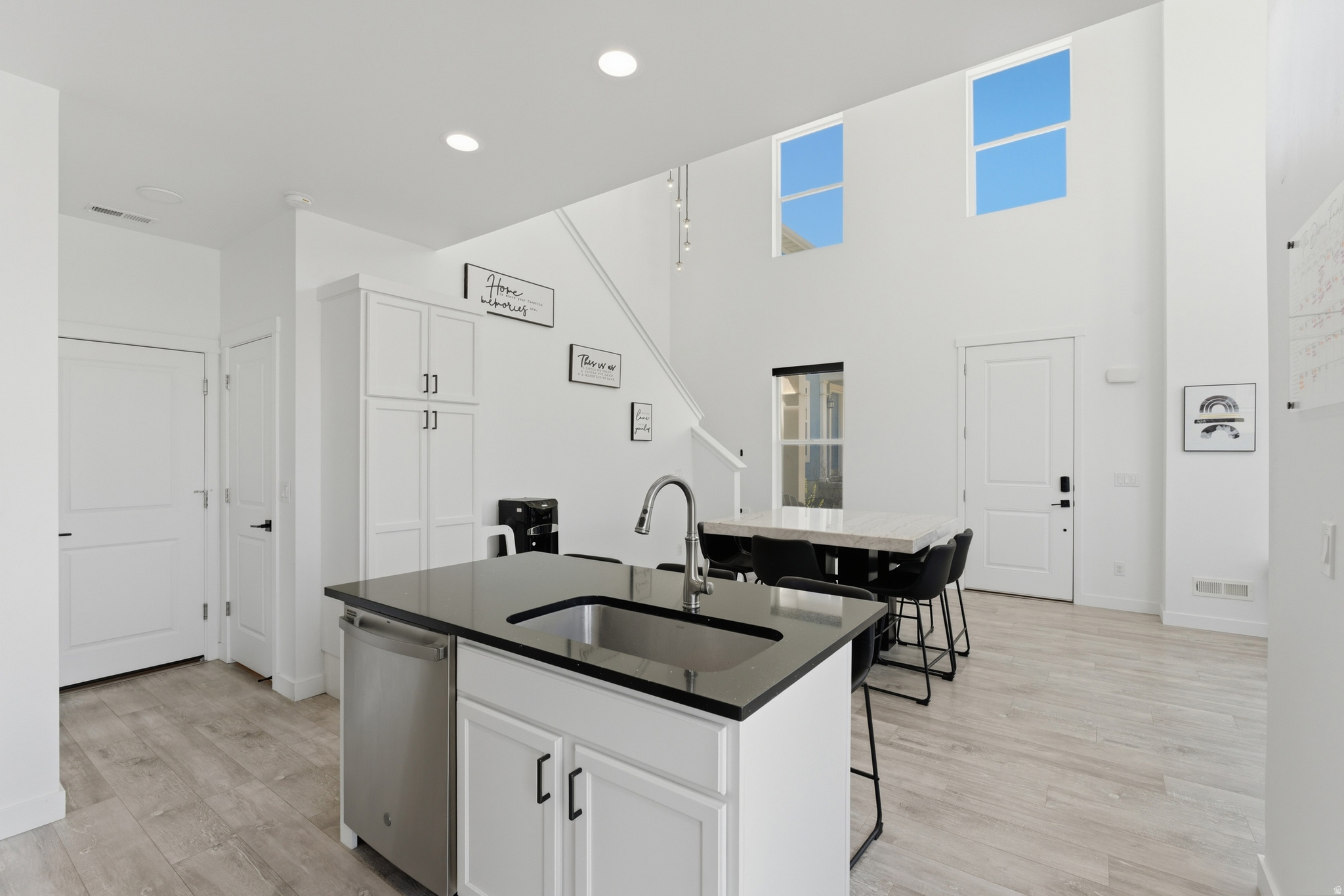 OQUIRRH - Residential