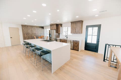 Tiny photo for 610 S 800 E, Centerville, UT 84014 (MLS # 2173819)