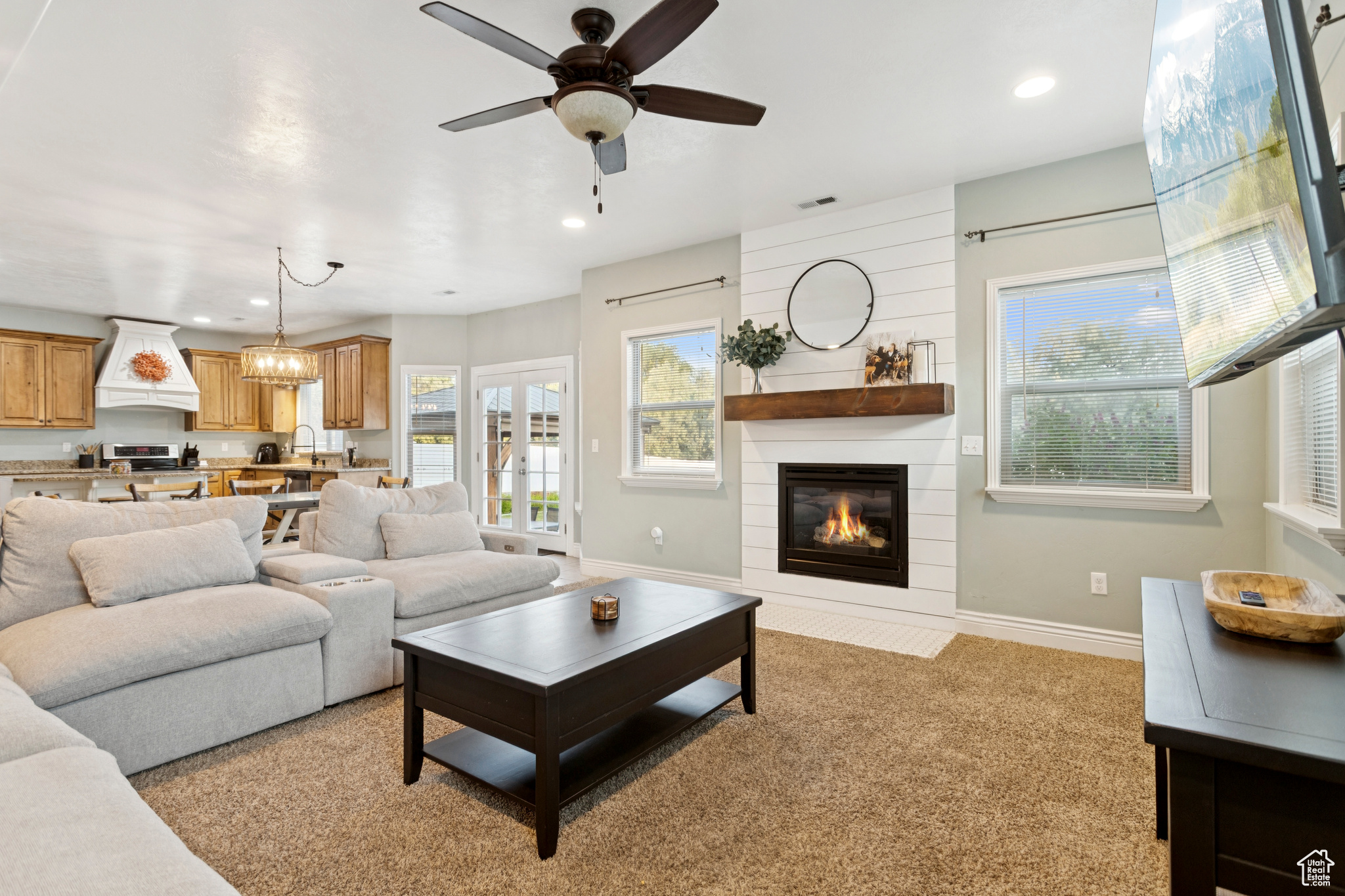 JORDAN WILLOWS - Residential