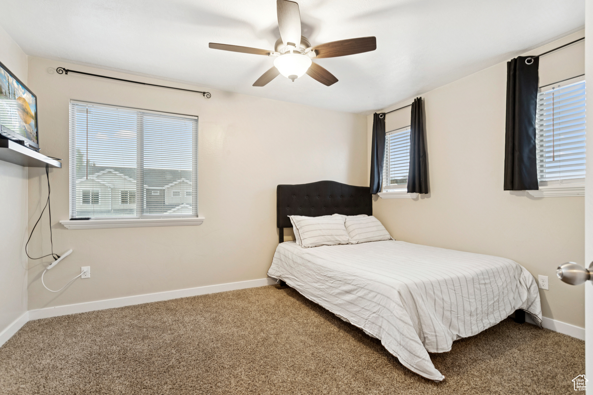 JORDAN WILLOWS - Residential