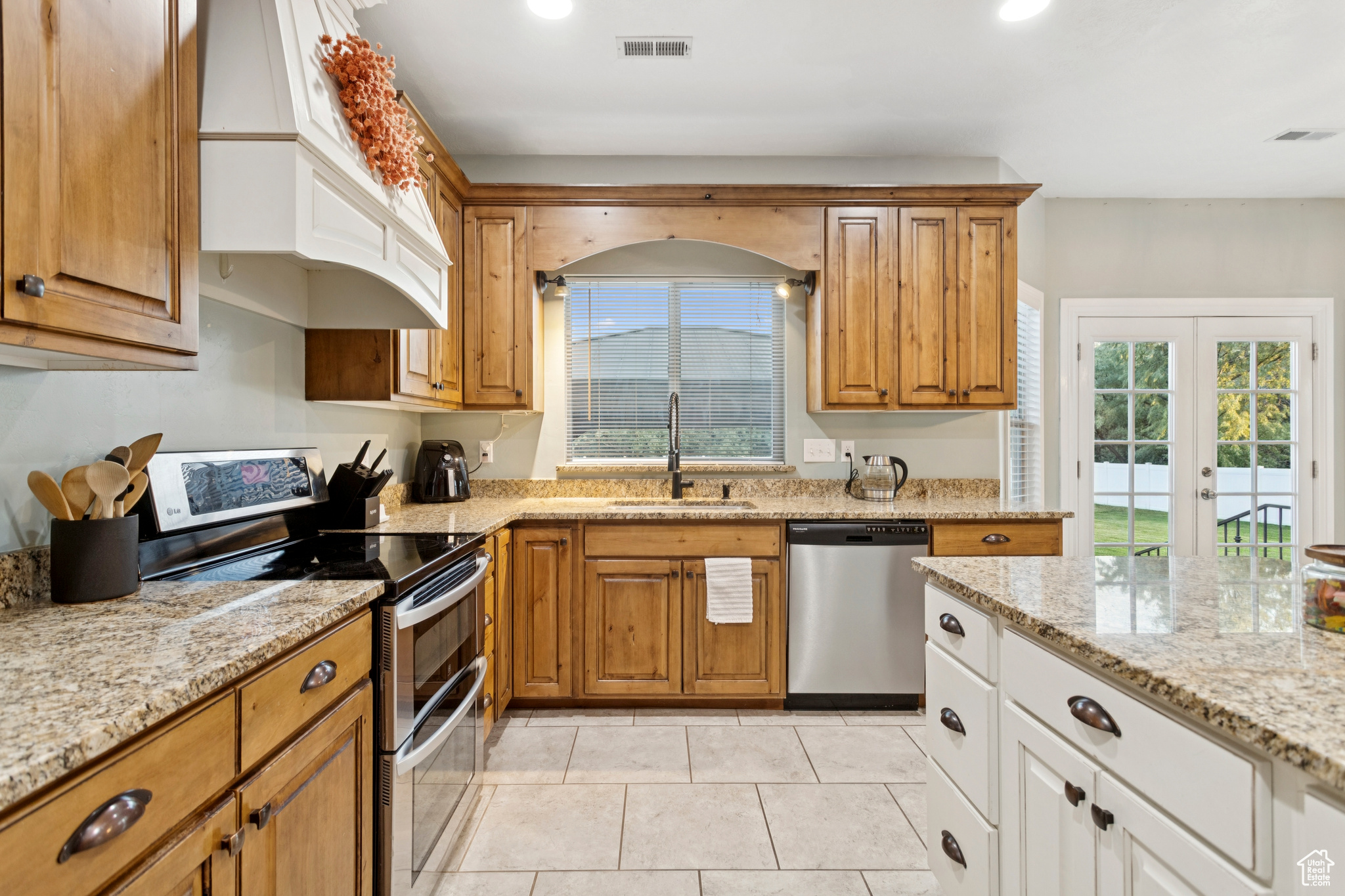 JORDAN WILLOWS - Residential