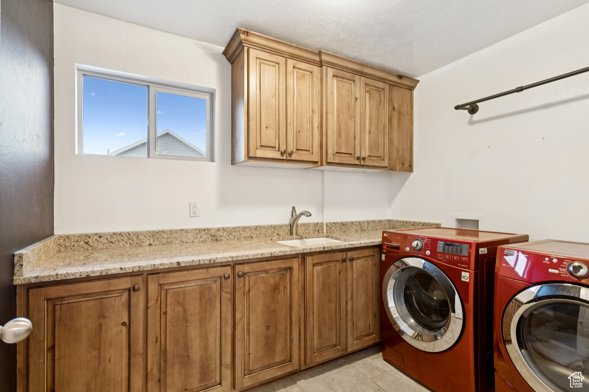 JORDAN WILLOWS - Residential