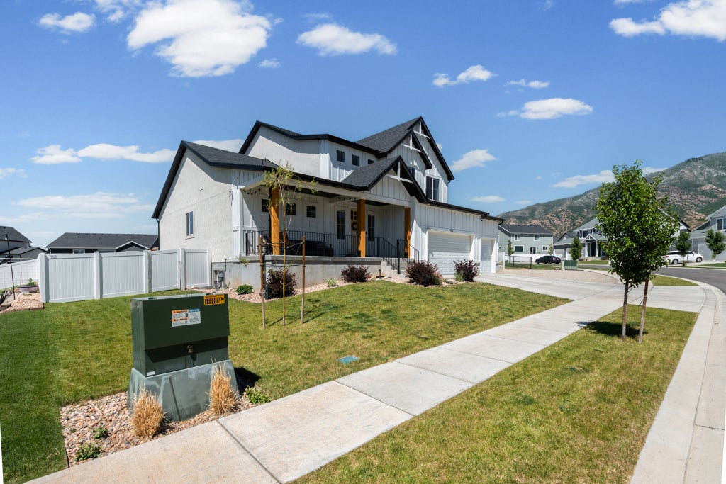 Photo of 372 W WESTWOOD WAY, Santaquin, UT 84655 (MLS # 2168928)