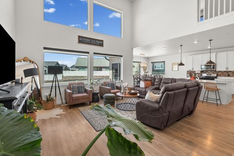 Tiny photo for 372 W WESTWOOD WAY, Santaquin, UT 84655 (MLS # 2168928)