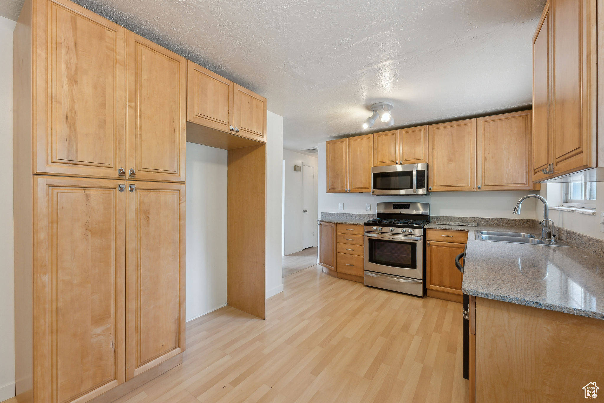12125 S York Ridge Rd, Sandy, Utah image 14
