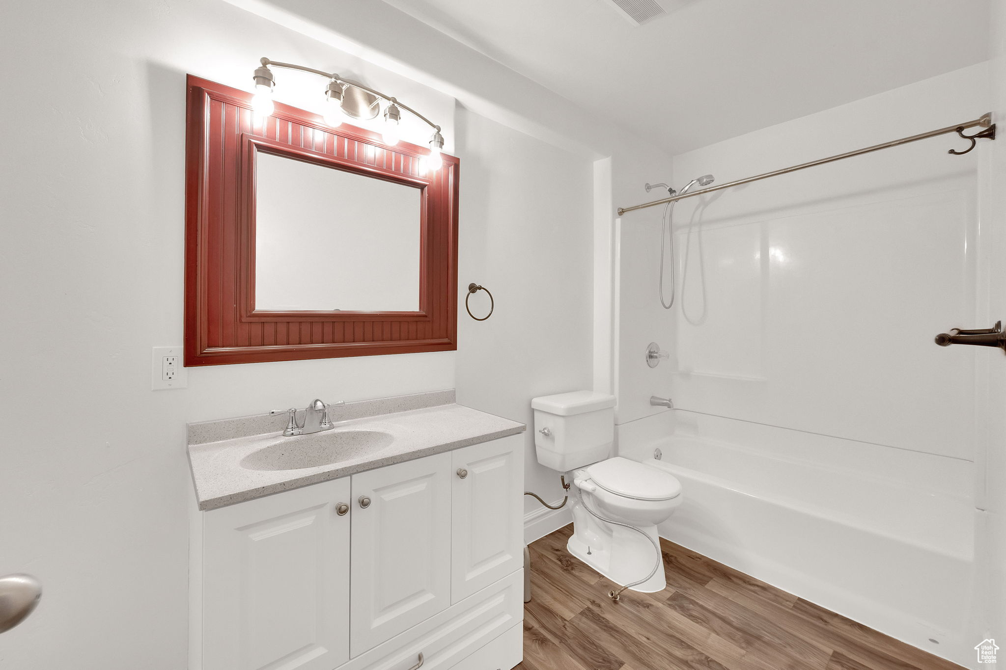 HEIRLOOM COTTAGES - Residential