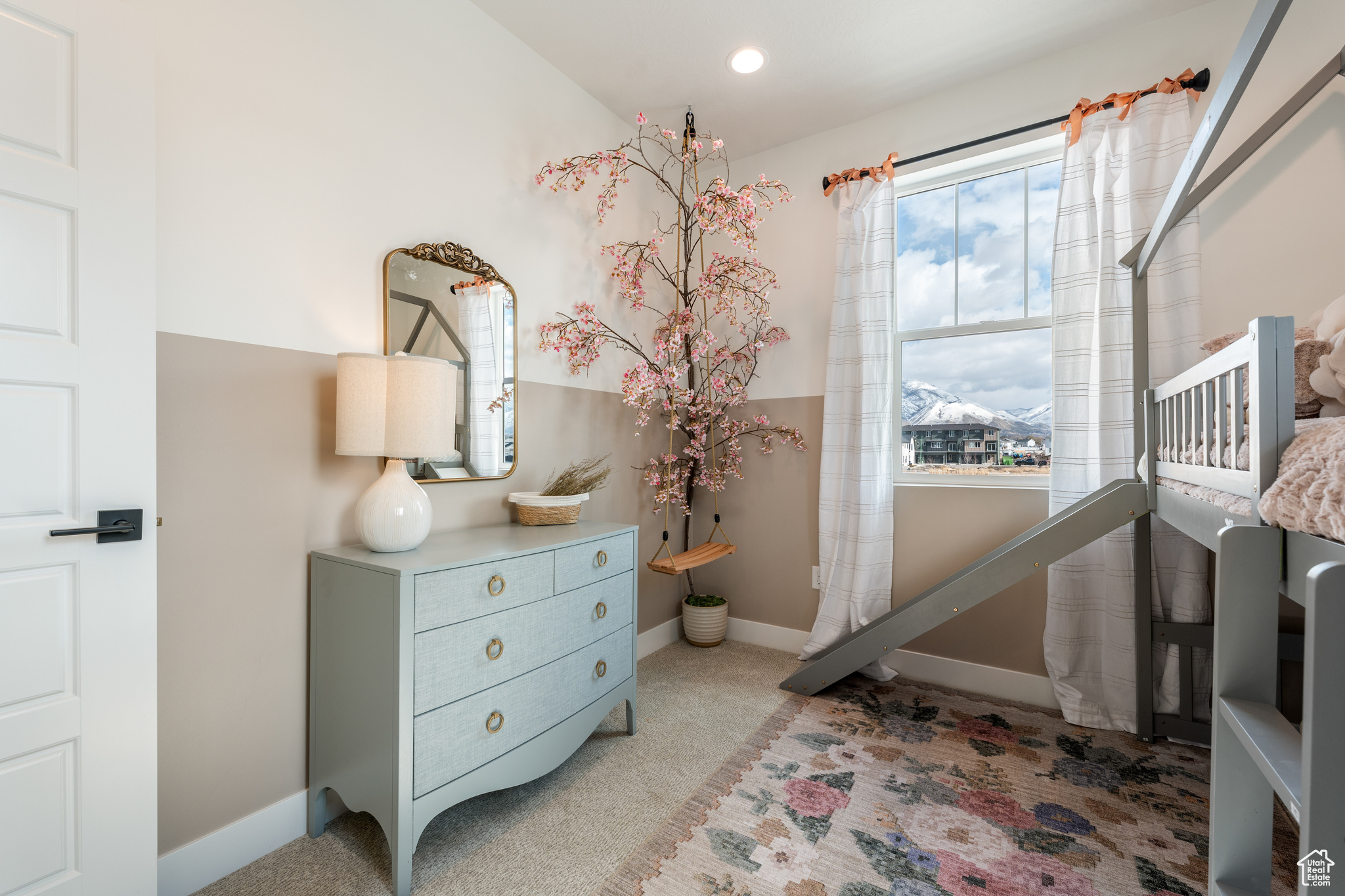HUNTINGTON RANCH - Residential
