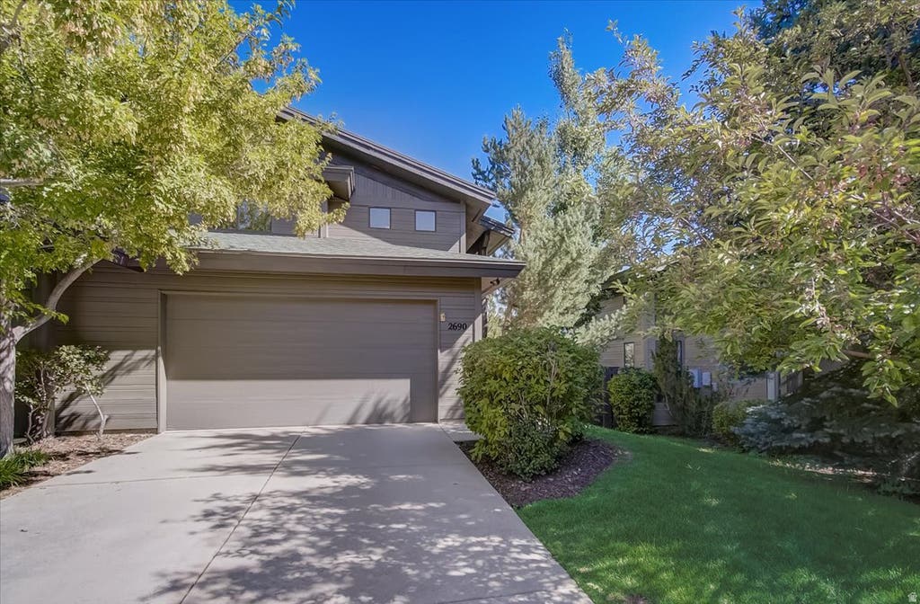 Photo of 2690 COTTAGE LOOP, Park City, UT 84098 (MLS # 2170380)