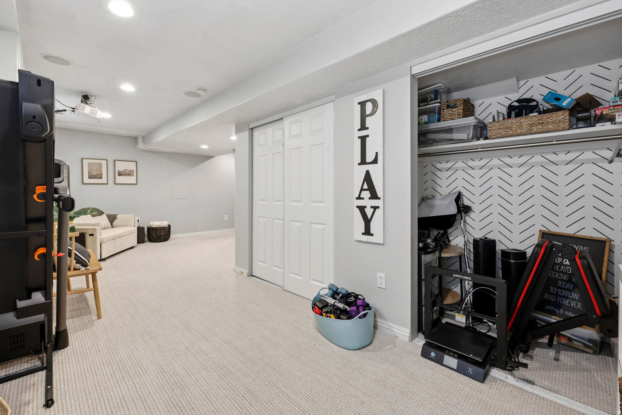 MAJESTIC MEADOWS - Residential