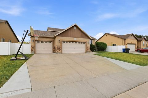 Tiny photo for 6708 S TICKLEGRASS RD W, West Jordan, UT 84081 (MLS # 2147752)