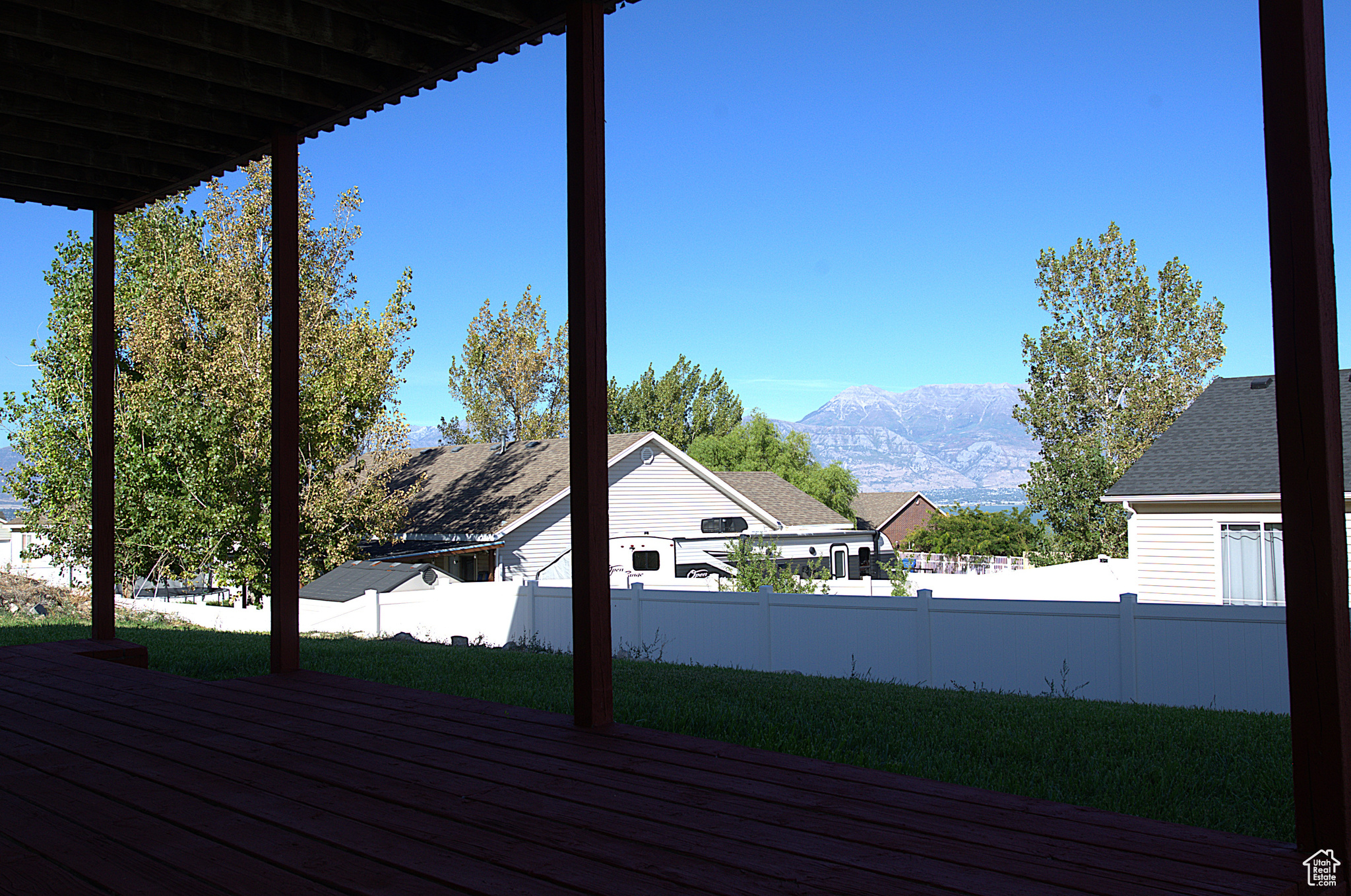 LAKE MOUNTAIN ESTATES - Residential