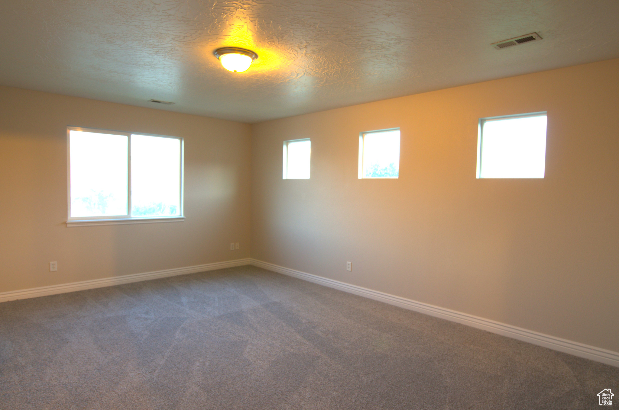 LAKE MOUNTAIN ESTATES - Residential