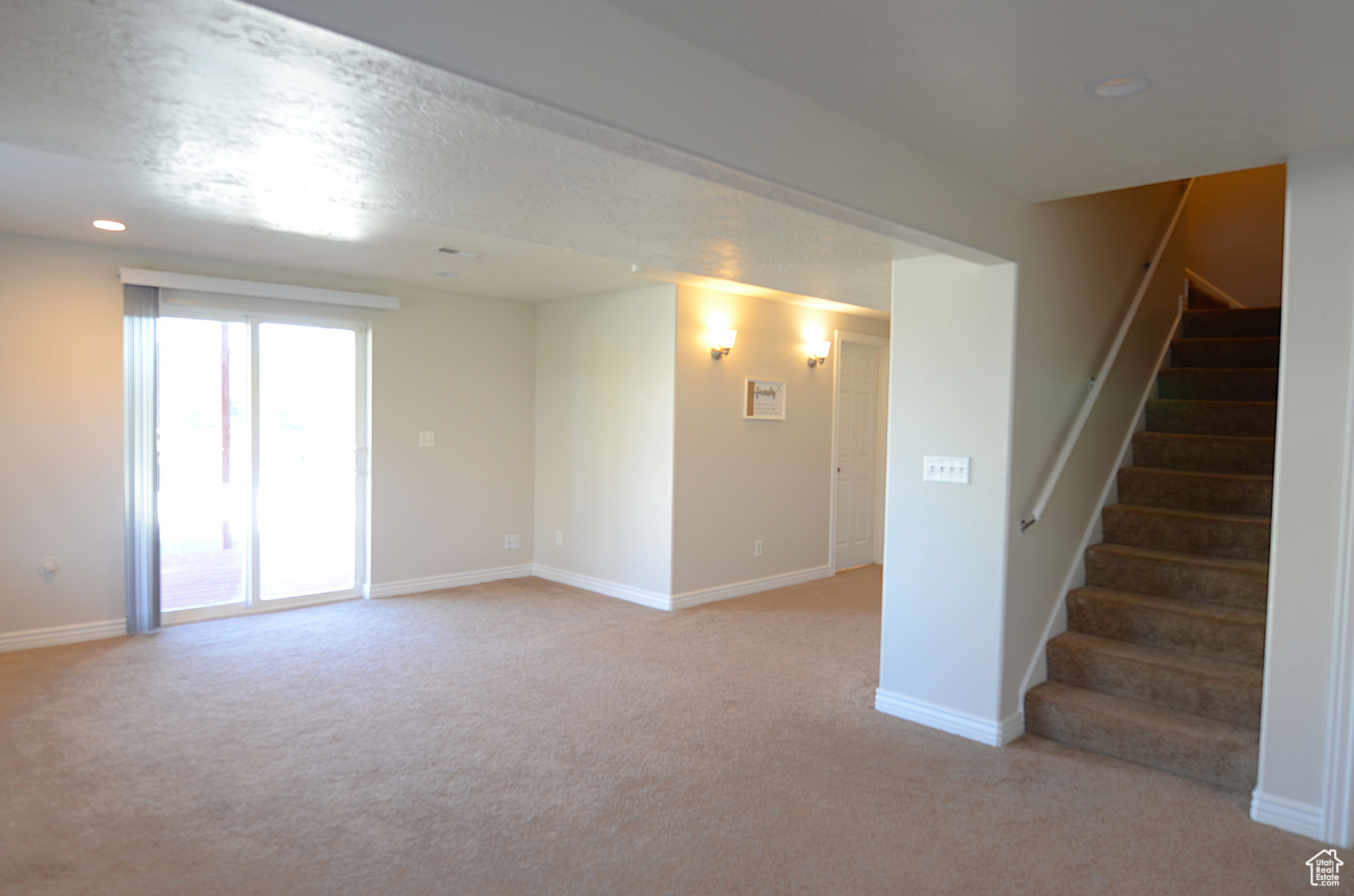 LAKE MOUNTAIN ESTATES - Residential