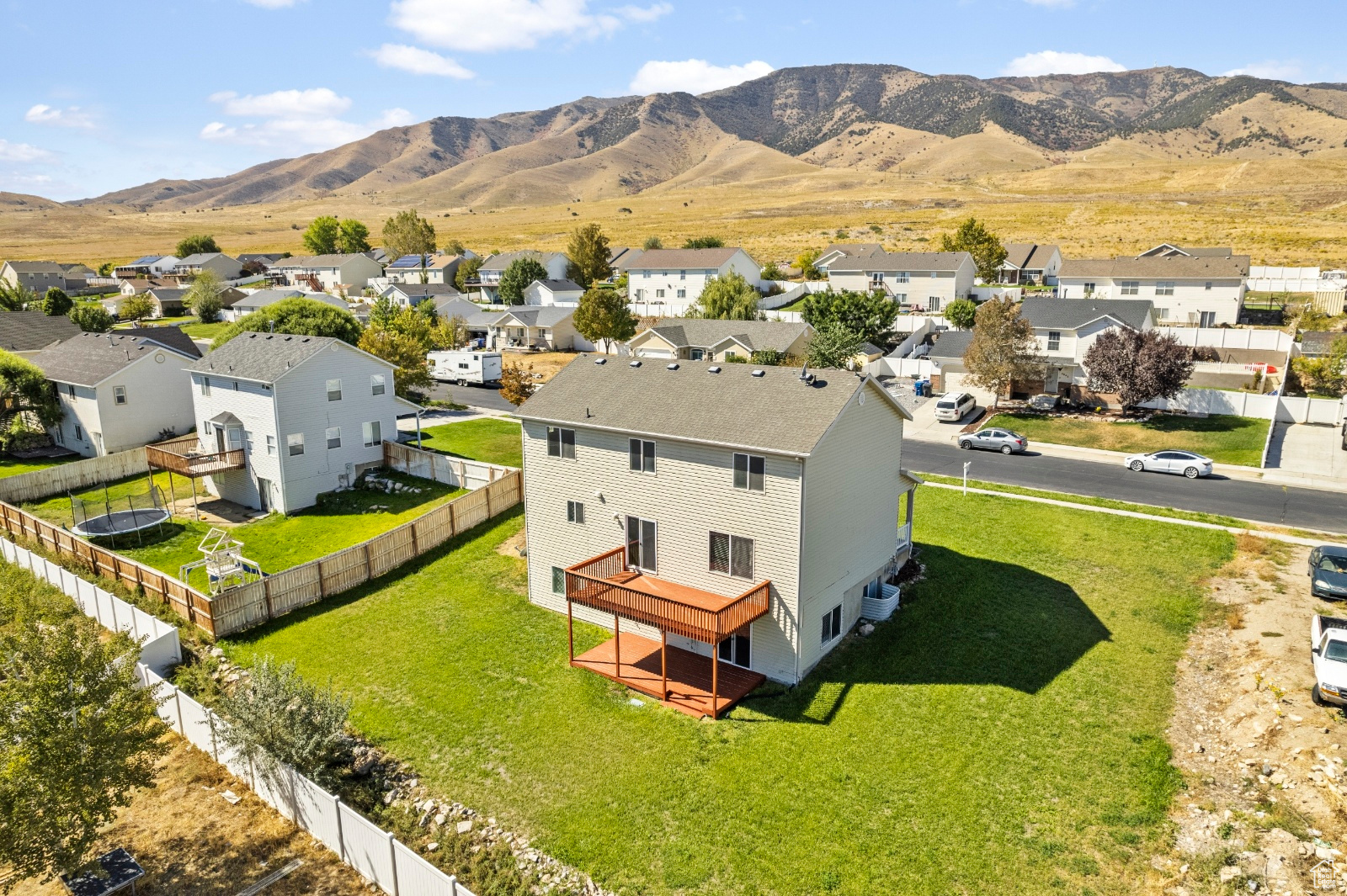 LAKE MOUNTAIN ESTATES - Residential
