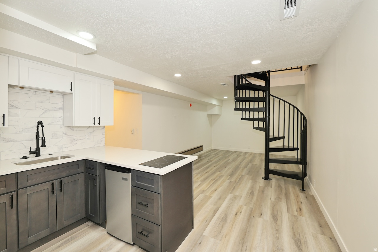 ALPENHOF CONDO - Residential