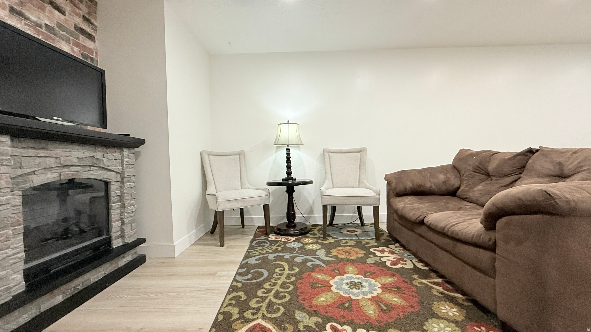 HIDDEN VALLEY - Residential