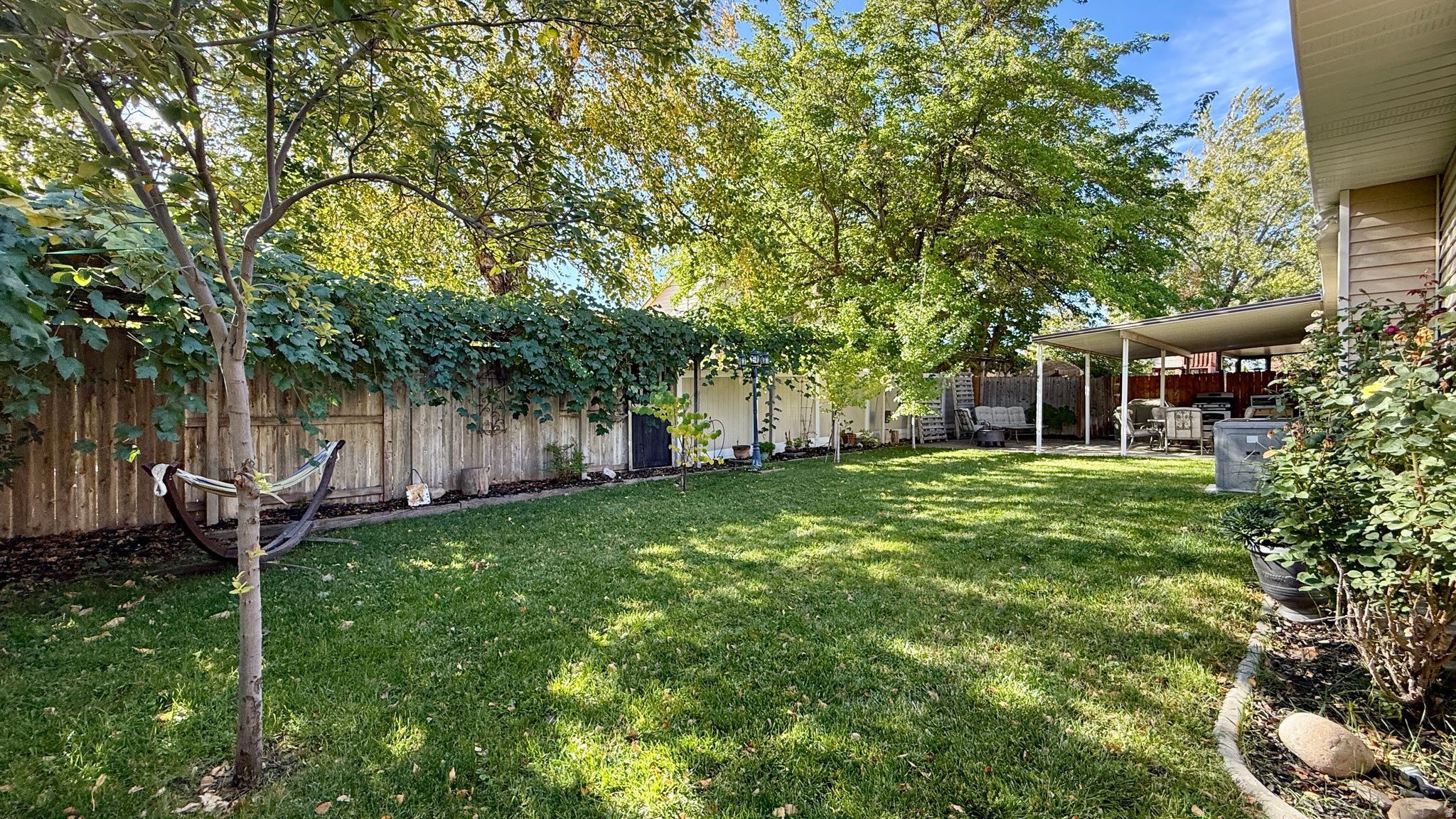 HIDDEN VALLEY - Residential