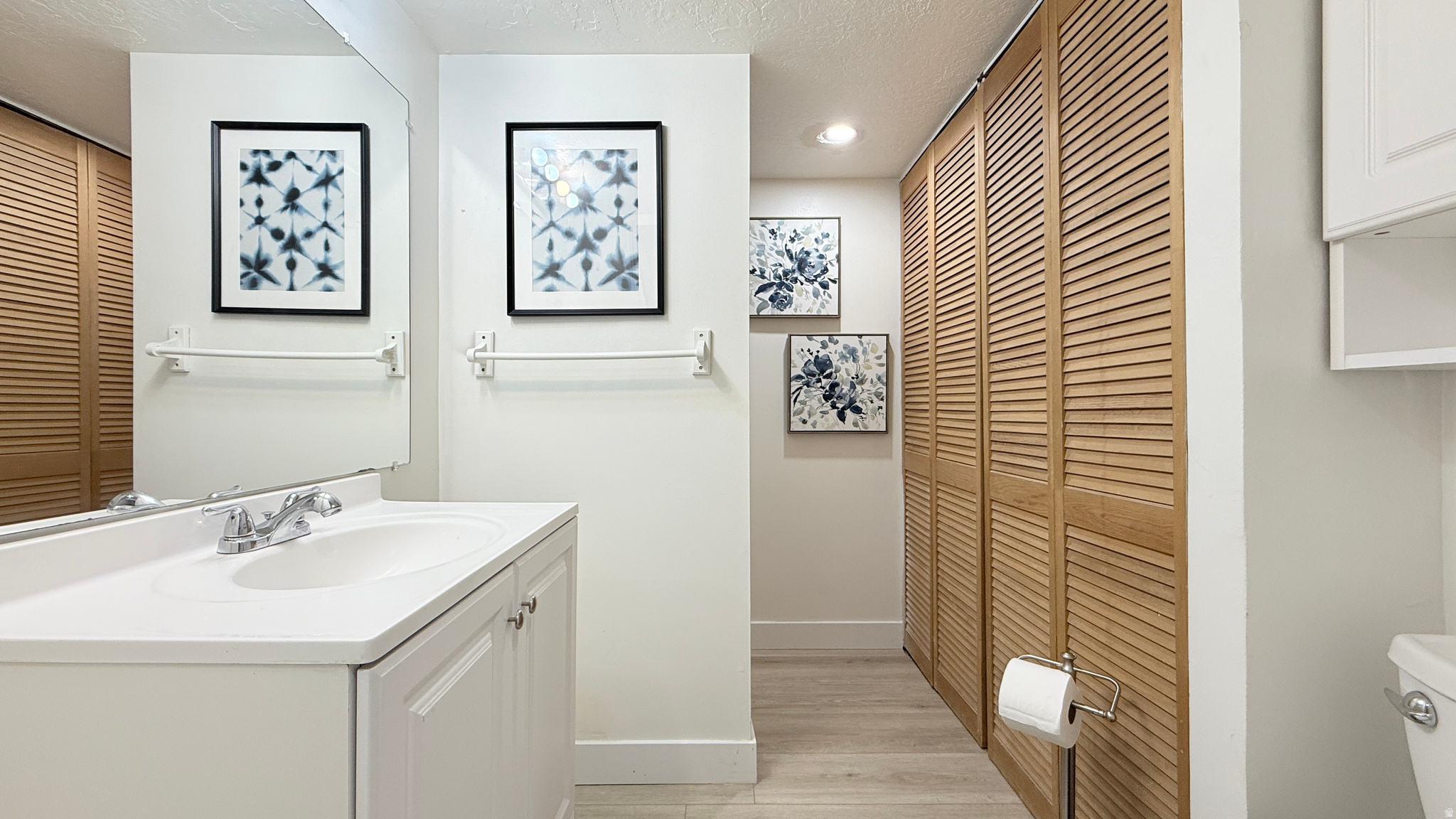 HIDDEN VALLEY - Residential