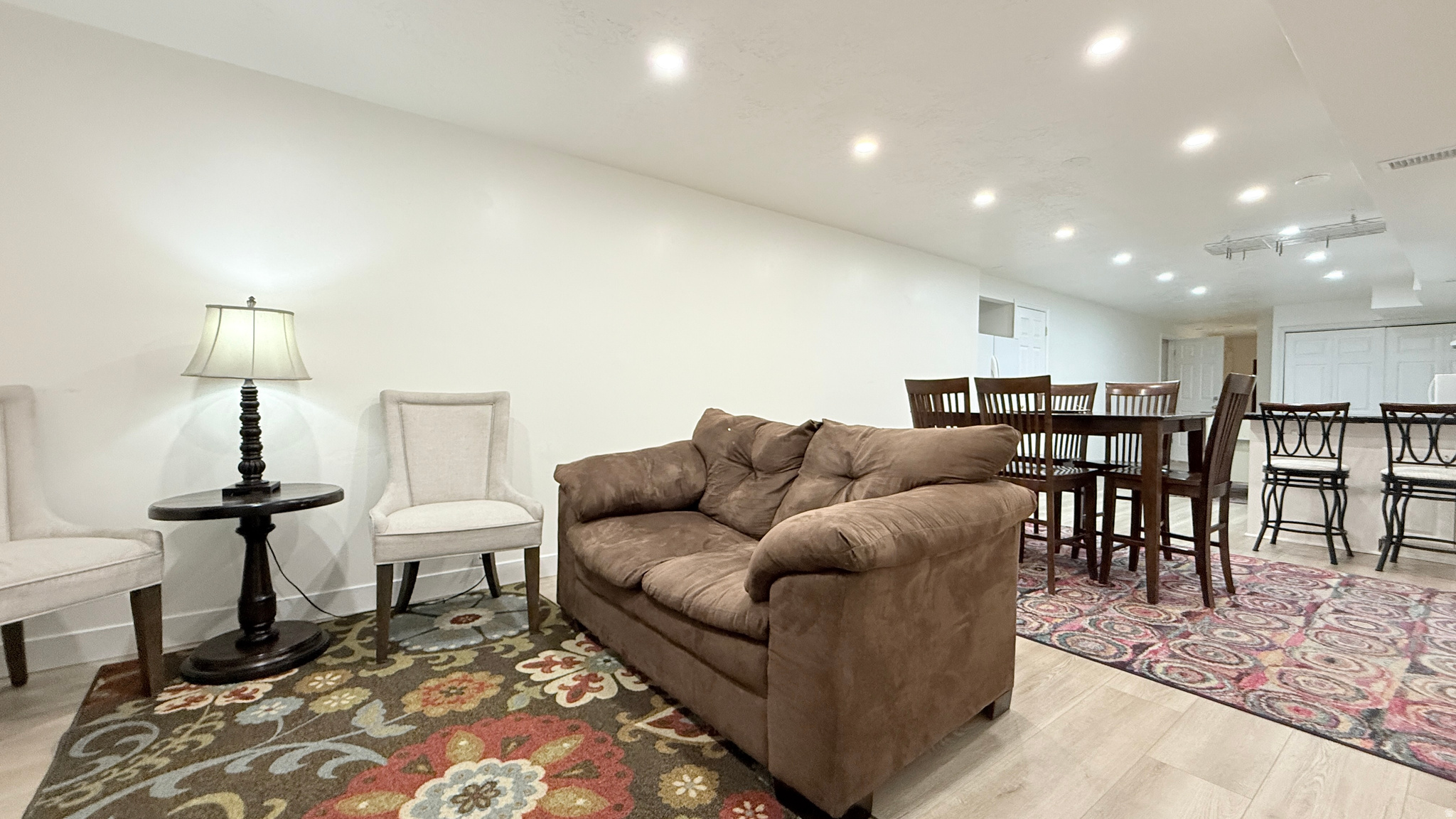 HIDDEN VALLEY - Residential