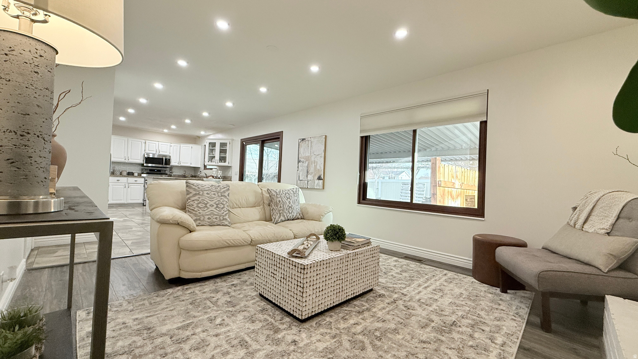 HIDDEN VALLEY - Residential