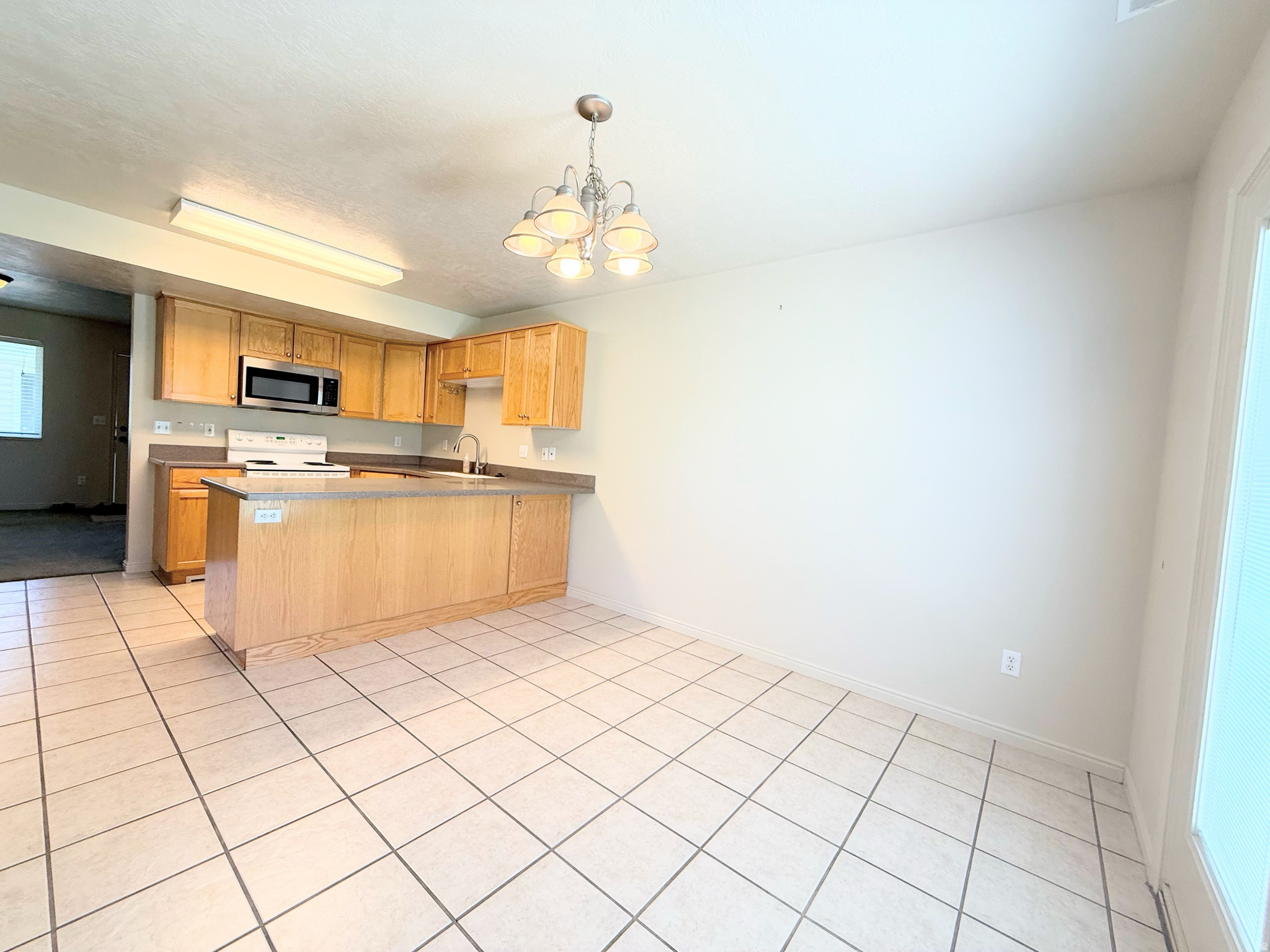 PHEASANT RIDGE TOWNHOUSES - Residential