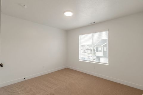 Tiny photo for 30 S MOONLIT RD, Mapleton, UT 84664 (MLS # 2158325)
