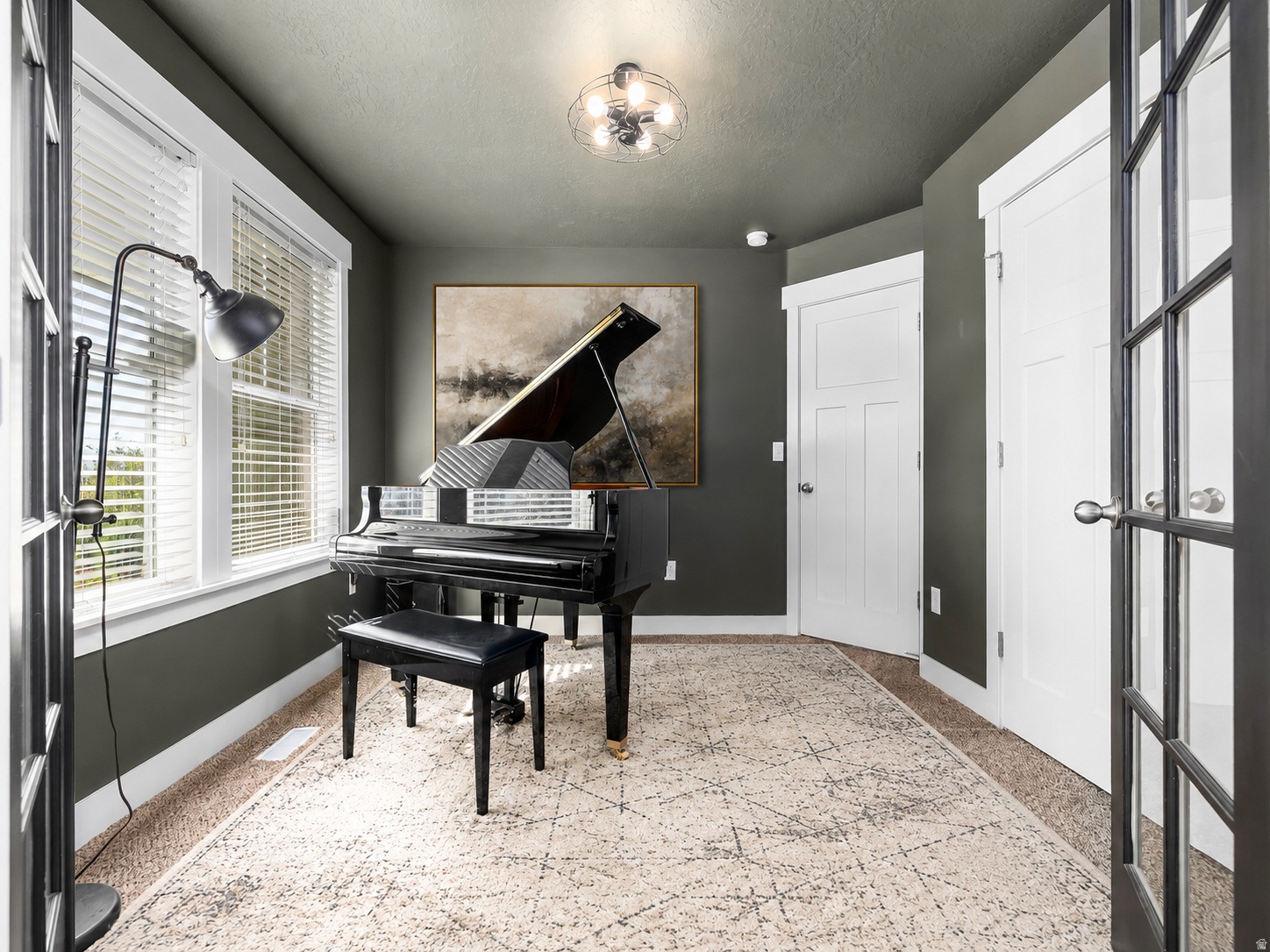 LANDROCK ESTATES - Residential