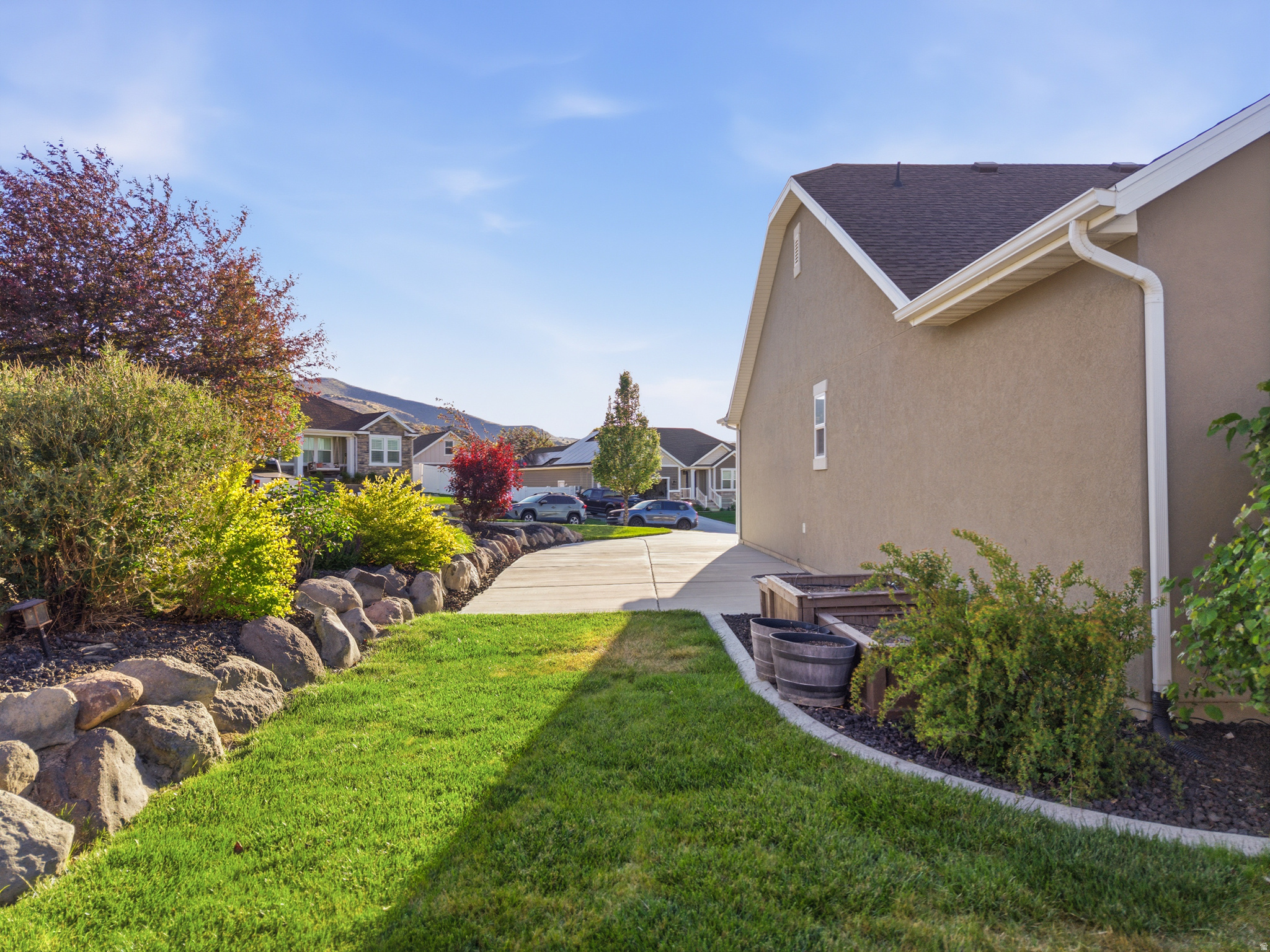 LANDROCK ESTATES - Residential