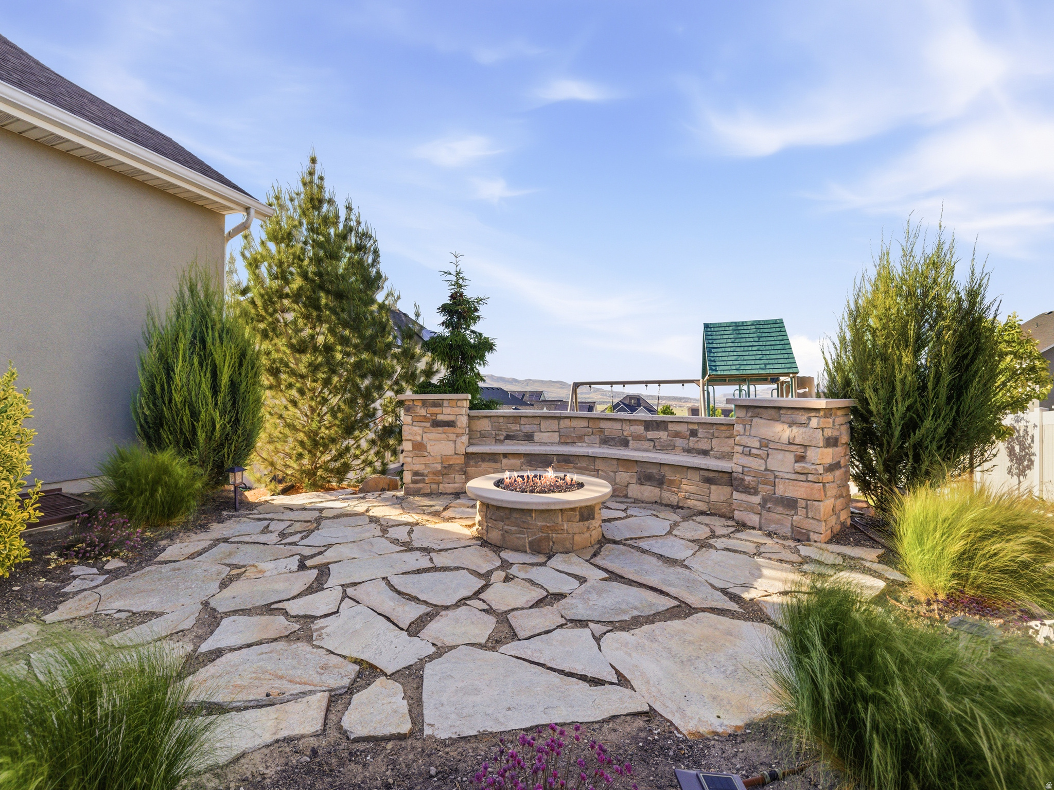 LANDROCK ESTATES - Residential