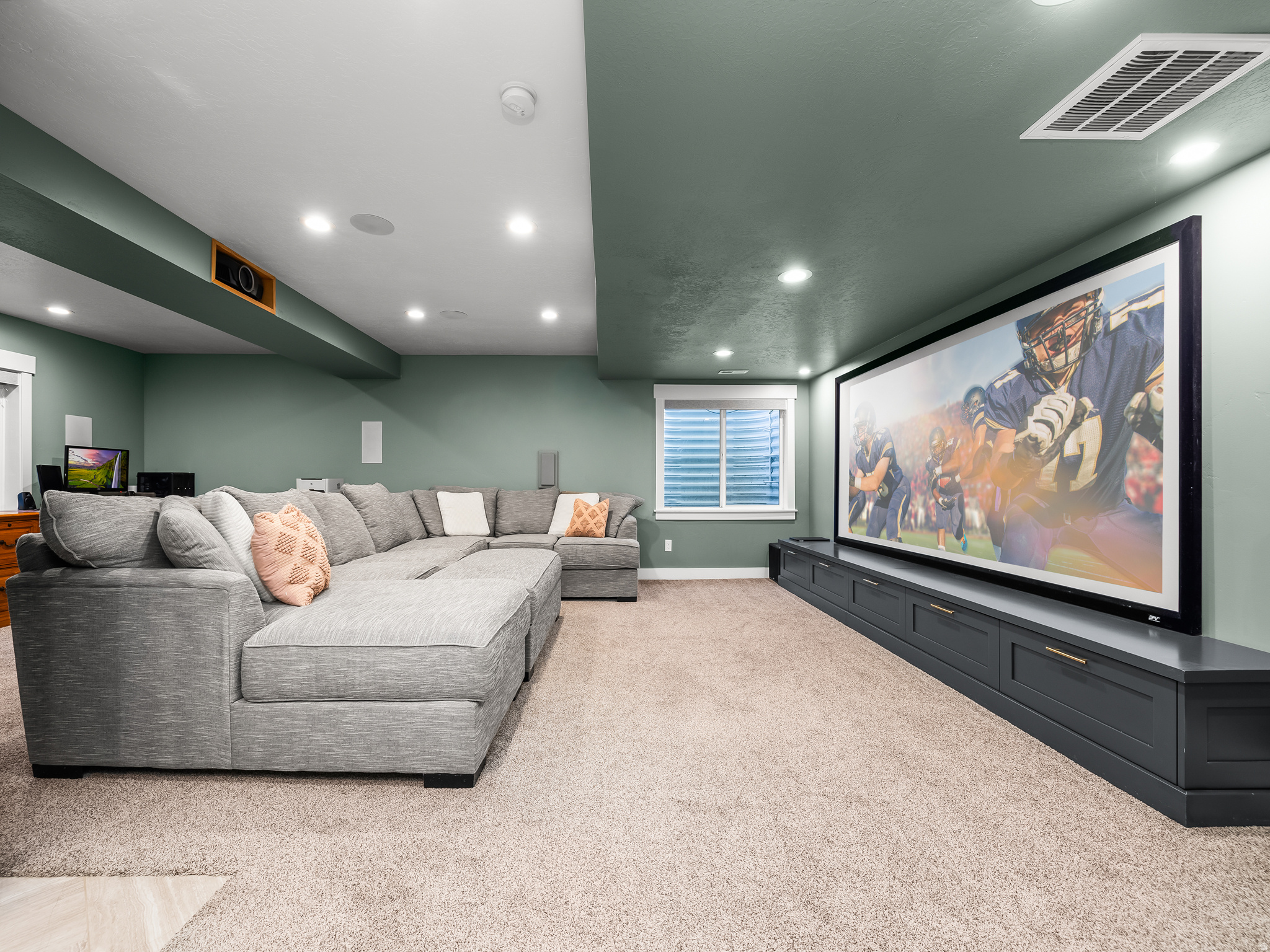 LANDROCK ESTATES - Residential