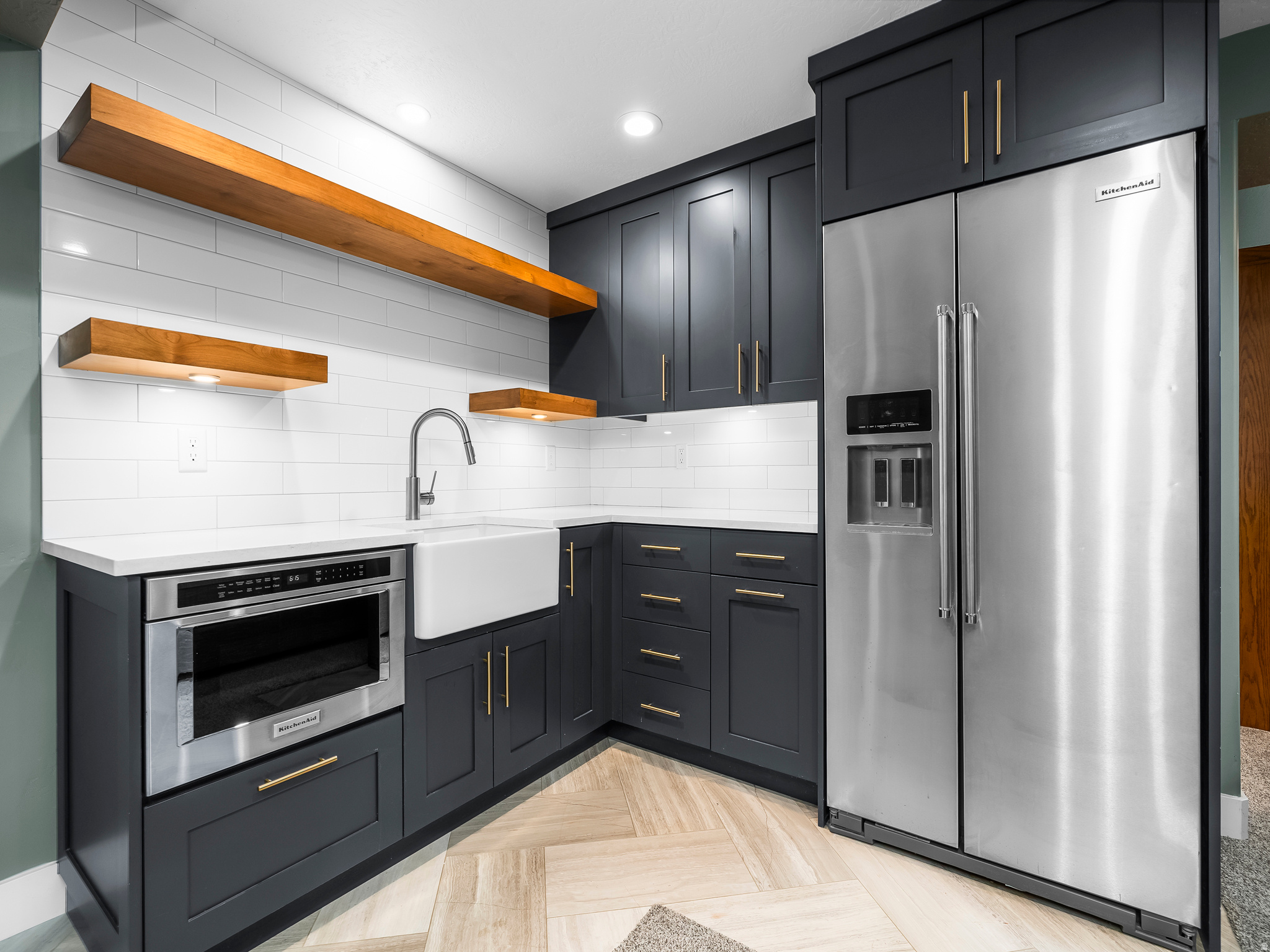 LANDROCK ESTATES - Residential