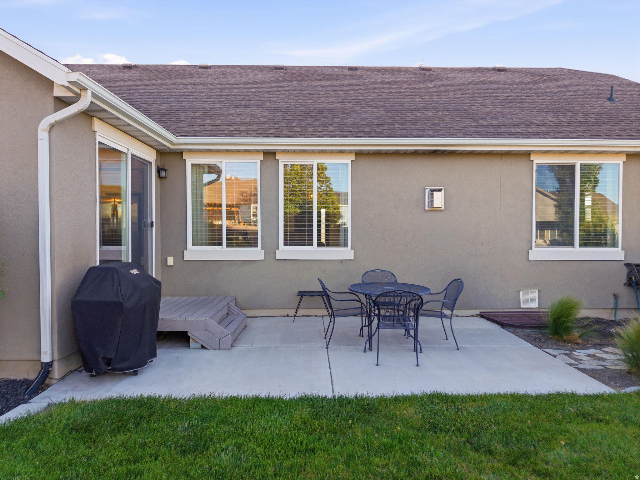 LANDROCK ESTATES - Residential