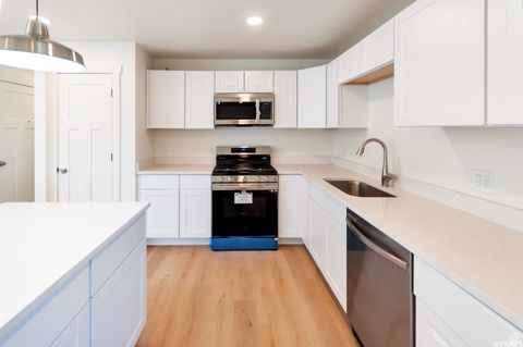 Tiny photo for 2016 W HEWWOOD CIR, Taylorsville, UT 84129 (MLS # 2117476)
