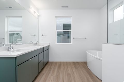 Tiny photo for 418 N PINNACLE CT #44, Saratoga Springs, UT 84045 (MLS # 2132465)