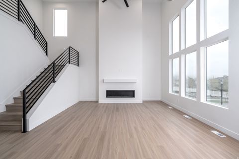 Tiny photo for 418 N PINNACLE CT #44, Saratoga Springs, UT 84045 (MLS # 2132465)