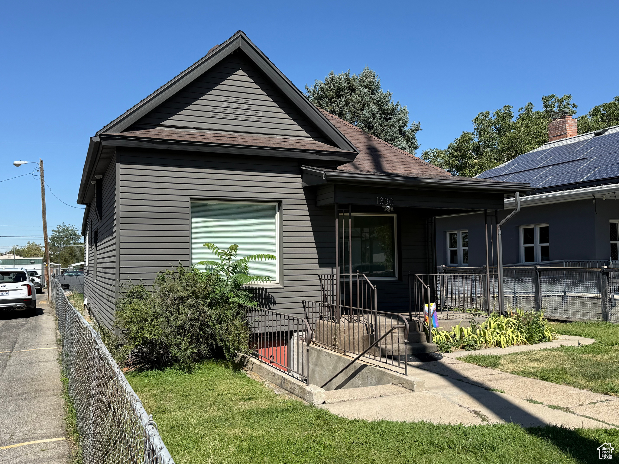 LA VETA PLACE - Residential Income