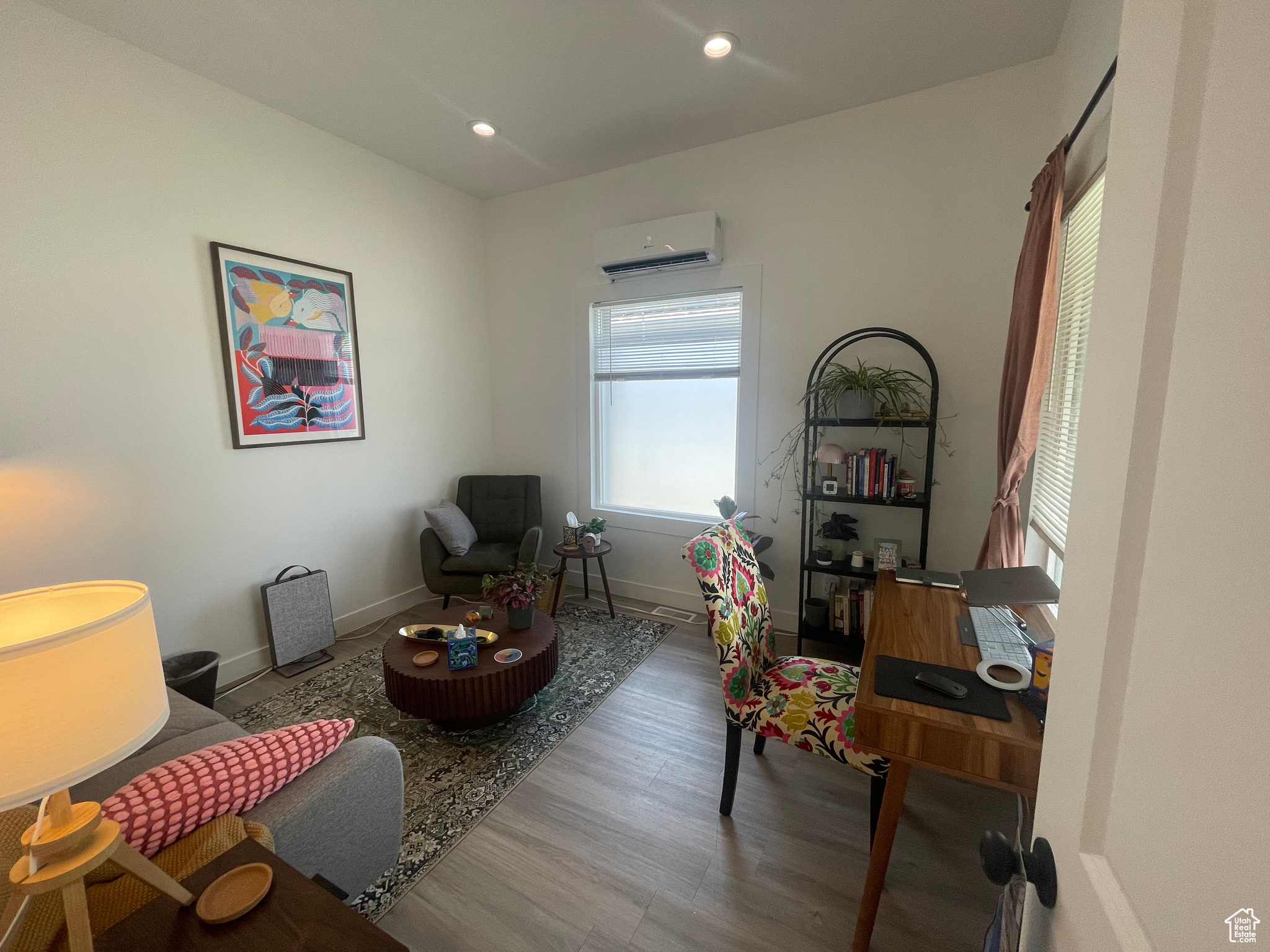 LA VETA PLACE - Residential Income